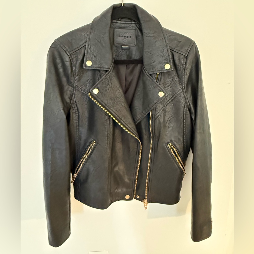Blank NYC Women’s Black Leather Moto Jacket – Size Medium like new!
